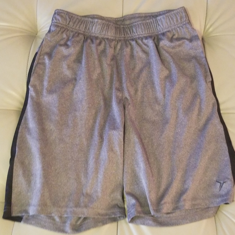 Old Navy active men's shorts. Sz S.